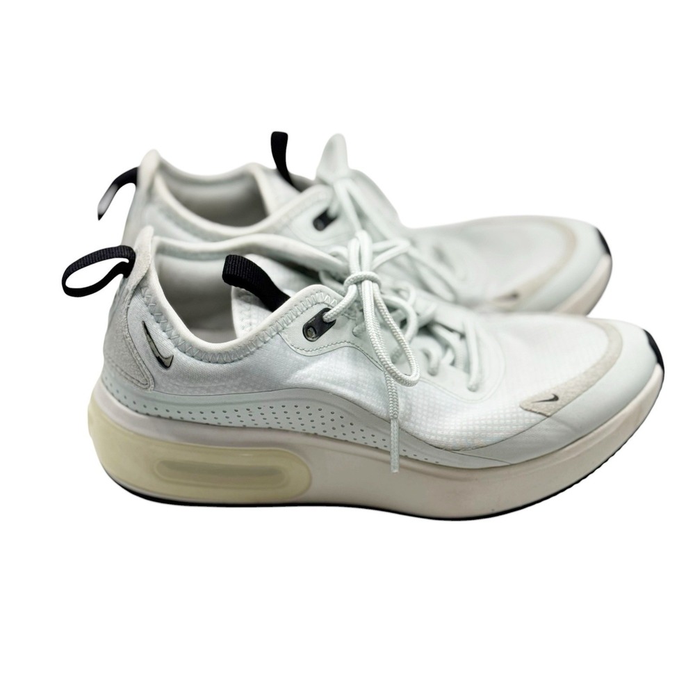 B32 Nike Air Max DIA Women's Size 5 Gray Running Athletic Shoes Grey AQ4312-002